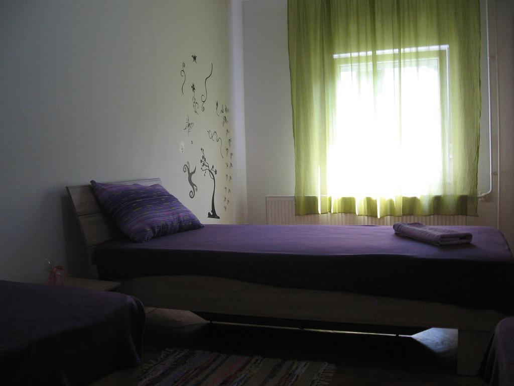 Green Apartment โนวีซาด ภายนอก รูปภาพ